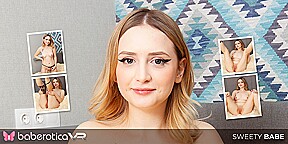 Cute Blondie, Sweety Babe, Fucks Her Puffy Pussy For Us - BaberoticaVR